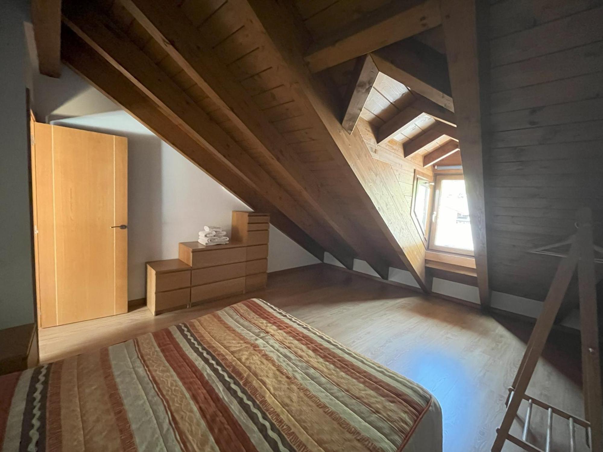 Casa Damian Del Baile Apartamentos Benasque Chambre photo